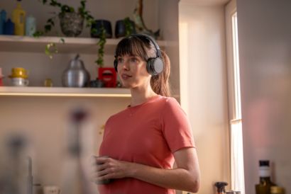 Philips 4000 Series On-Ear Wireless Headphones - Black - TAH4209BK/00 | Lally's Electrical Dundalk - image 4