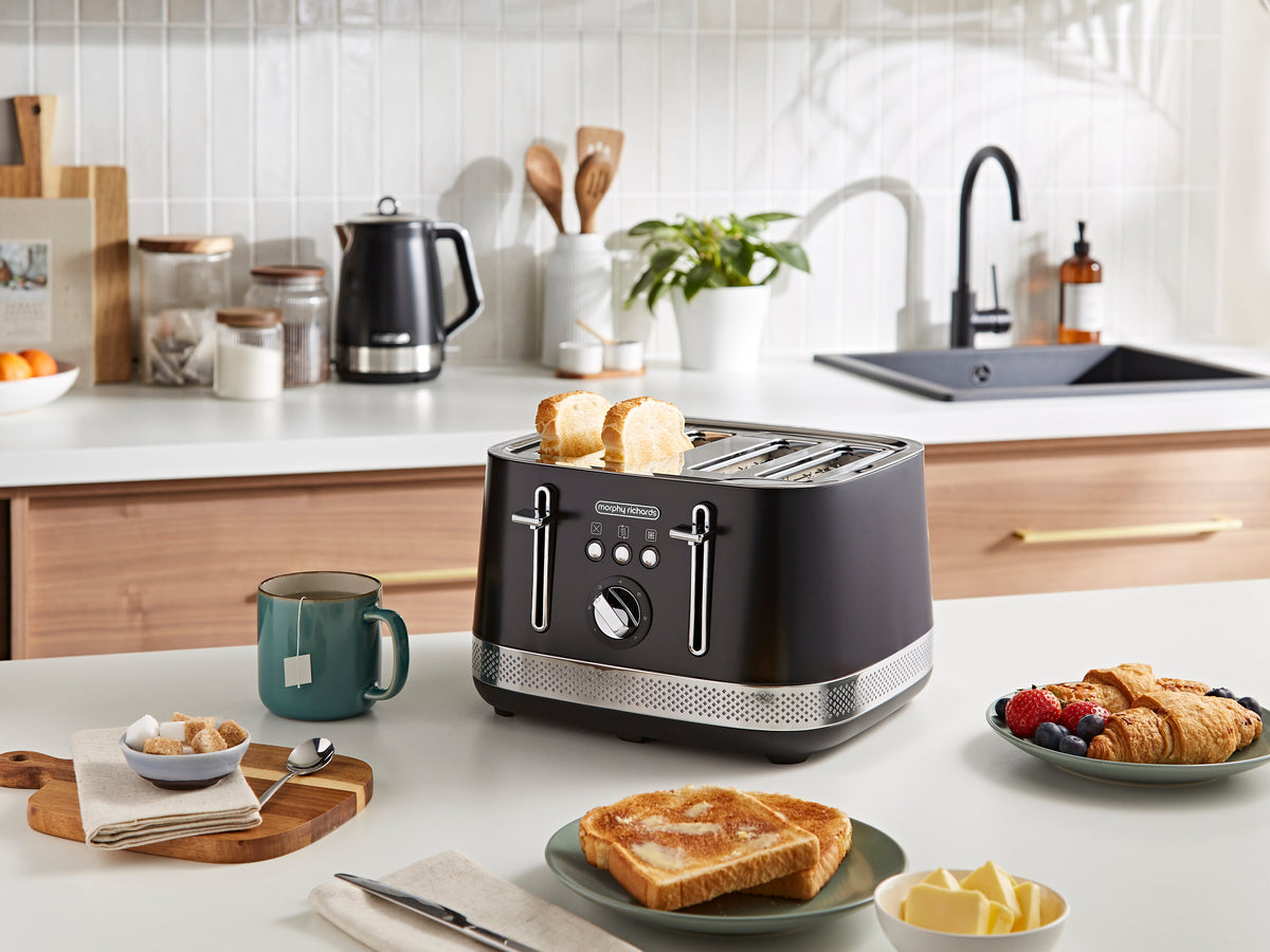 Morphy Richards Illumination 4-Slice Toaster Black | 248020 view 2
