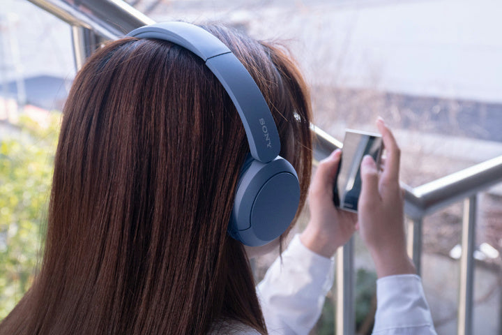 Sony WH-CH520 Wireless On-Ear Headphones - Blue - WHCH520LCE7 | Lally's Electrical Dundalk - image 4