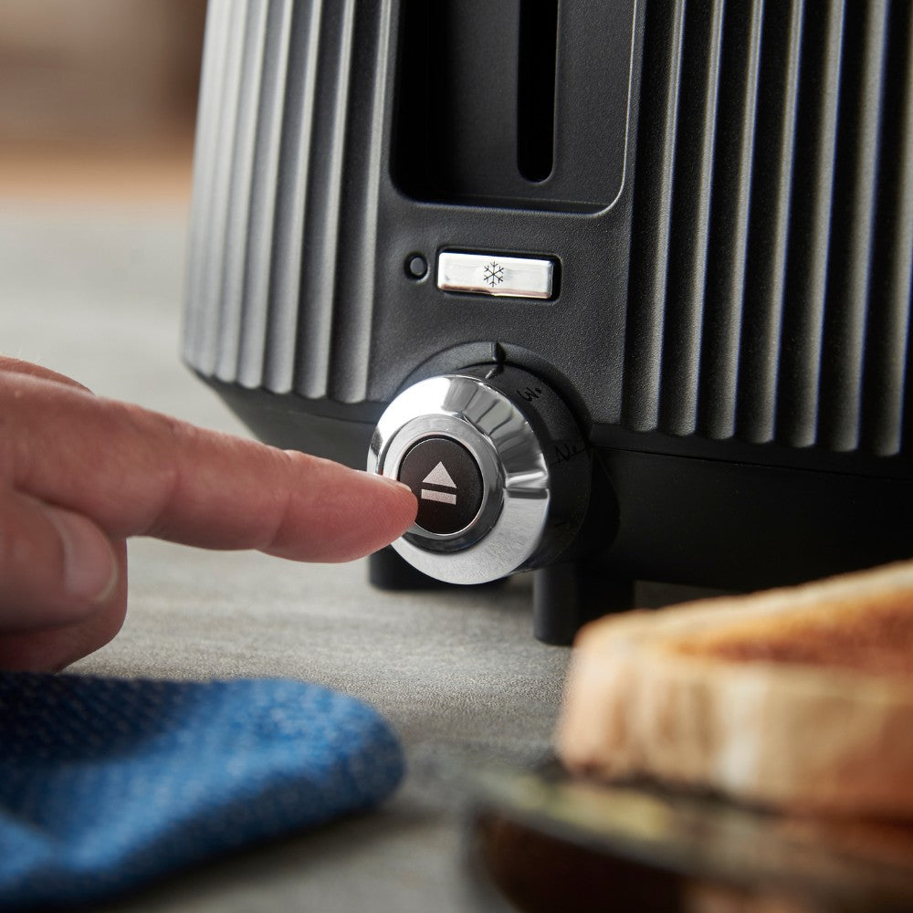 Russell Hobbs Brontë 4-Slice Toaster Matte Black | 26770 view 4