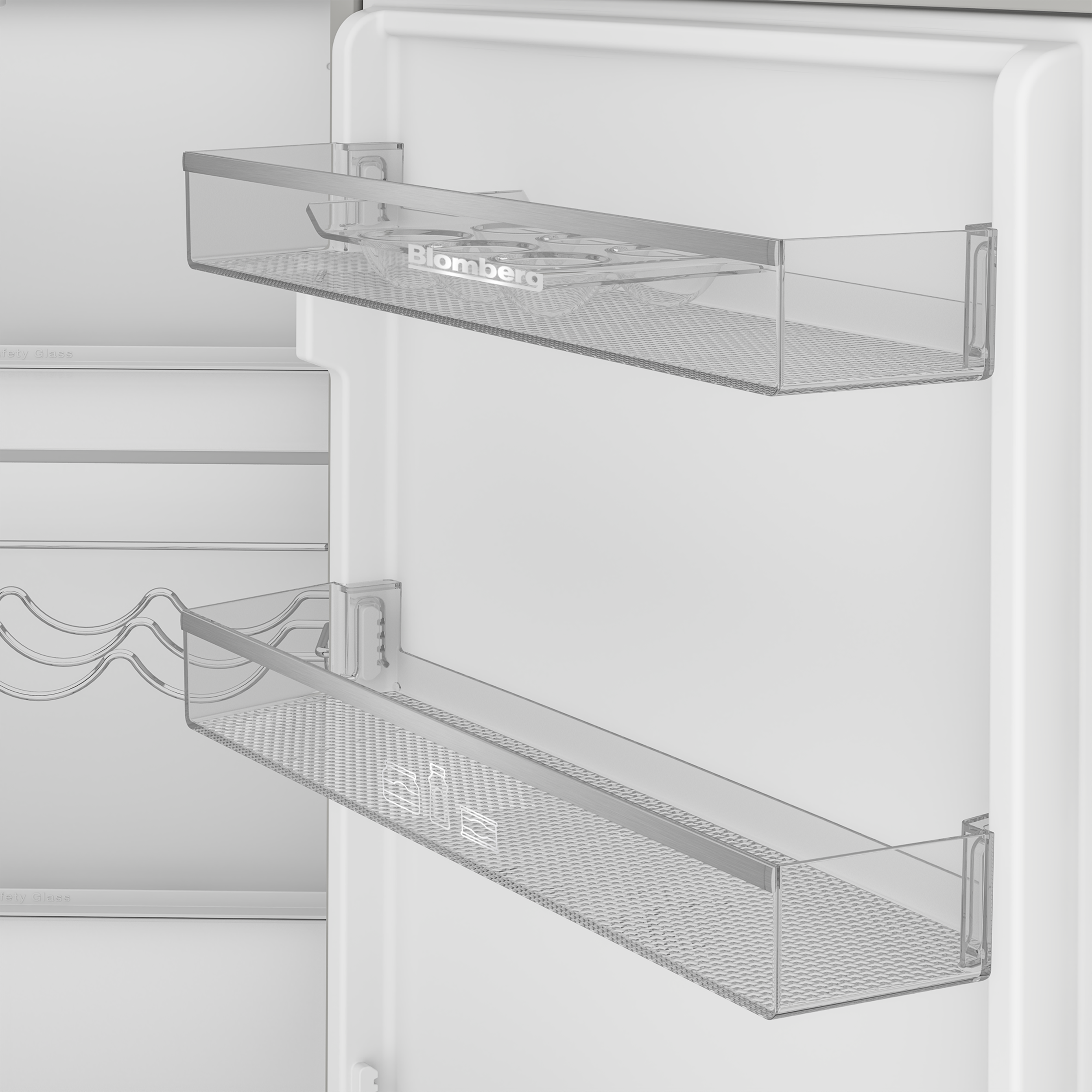 Blomberg Integrated Tall Larder Fridge with VitaminCare+ | SST4455VI