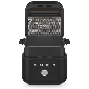 Smeg 7.3L Air Fryer, Matte Black | AFC01BLMUK