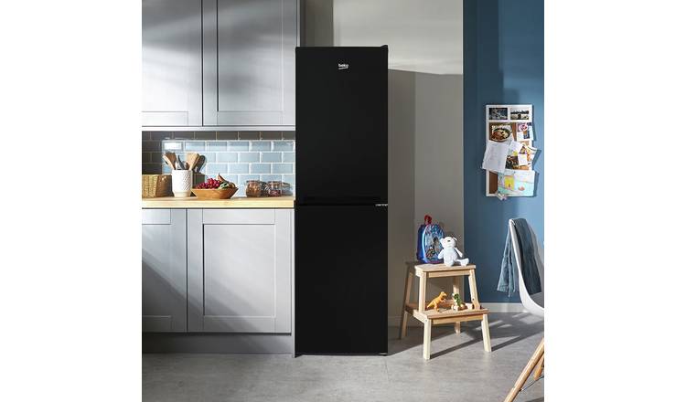 Beko Freestanding Combi Fridge Freezer | CSG4582B